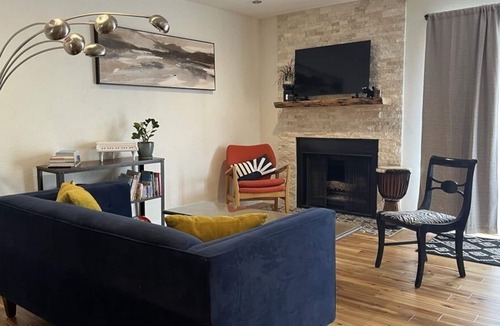 Alamitos Beach Condo | Walk to the Beach from our Condo on Retro Row!