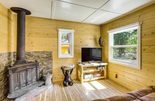 Green Valley Lake House | Walk to Water Cozy Cabin in Green Valley Lake!