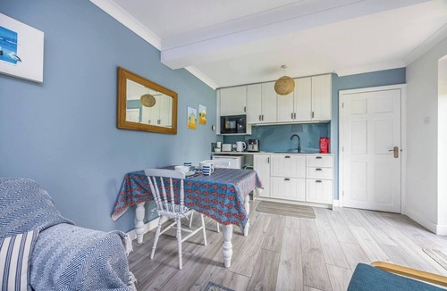 West Wittering House | Walk to West Wittering Beach - Pass the Keys