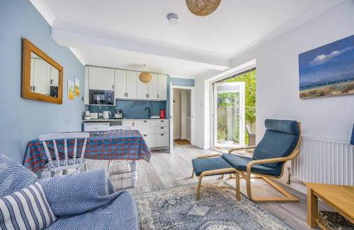 West Wittering House | Walk to West Wittering Beach - Pass the Keys
