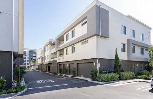 Platinum Triangle Condo | Walking distance to Angle Stadium and Near Disneyland
