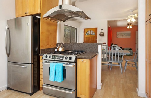 Del Mar House | Walking distance to the beach! - Beach Dreams