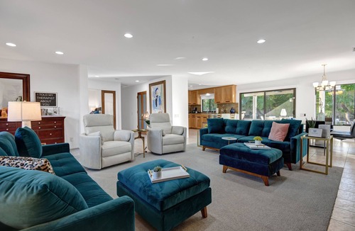 Araby House | Walking On Sunshine - Beautiful Palm Springs Retreat