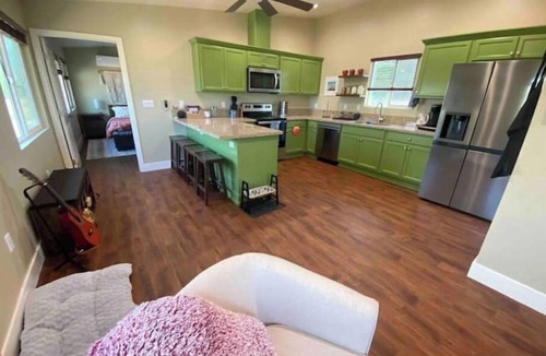 Badger Cottage | Walnut Cottage-Grants Grove Sequoia