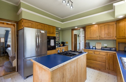 Eureka House | Water Wheel Victorian- 4BR