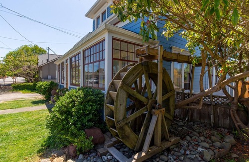 Eureka House | Water Wheel Victorian- 4BR