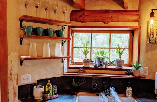 Sonora Cottage | Waterfront Birds Nest Magical Dog friendly