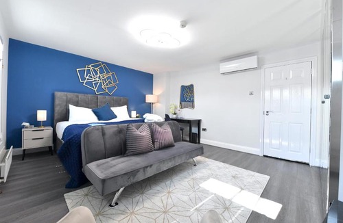Bishop's House | Waterloo Hub Residences