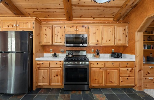 Boulder Bay House | Waterview Lodge. New Addition. Spa. Lake views.