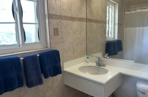 Eagle Rock Hotel | Welcome Inn