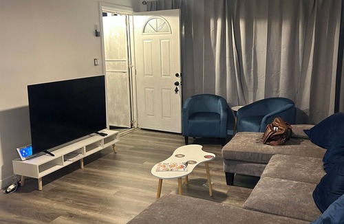 Compton House | Welcome to Compton