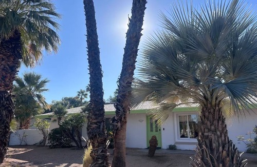 El Mirador House | Welcome to the Mojo Dojo Desert Casa House