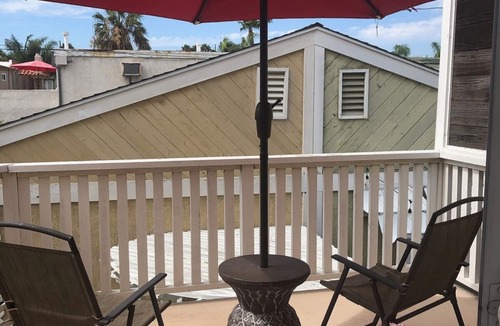Huntington Beach House | "Welcome to Your Ultimate Huntington Beach Get-a-way! 3-Blocks to the Beach!