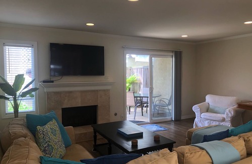 Huntington Beach House | "Welcome to Your Ultimate Huntington Beach Get-a-way! 3-Blocks to the Beach!