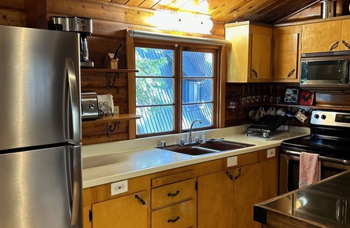 Donner Lake Woods Cabin | West End Donner Lake, Lake Side, Dog Friendly, Lake View.