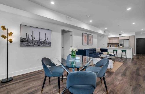 Beverly Grove Apartment | West Hollywood 3 Bedroom 3 Bath