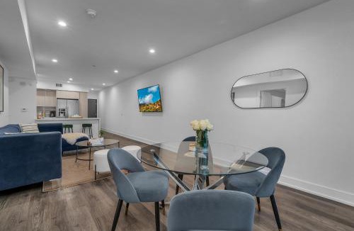 Beverly Grove Apartment | West Hollywood 3 Bedroom 3 Bath