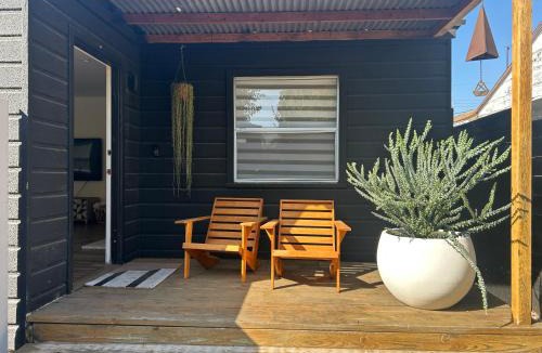 Sawtelle House | West LA Gem Comfort and Convenience