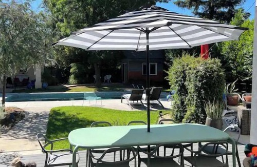 Chico House | West Park House | Relaxing Park Life