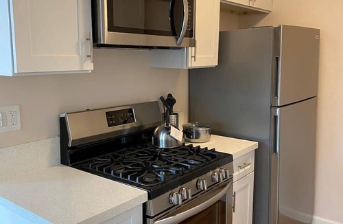 Culver - West Apartment | Westside turnkey 1 bd apt #4