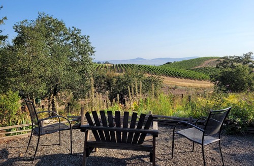 Healdsburg House | Westside Vista Wine Country Guest House