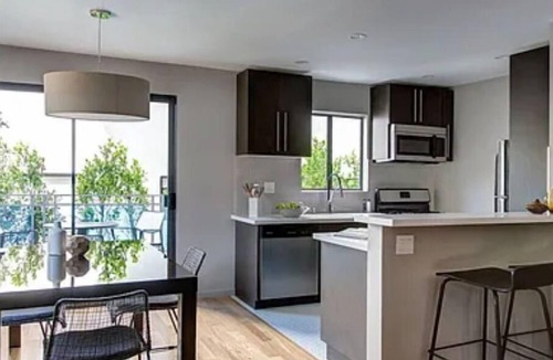 Westwood Apartment | Westwood Living - Gorgeous Modern One Bedroom Available For Rent, Close to UCLA