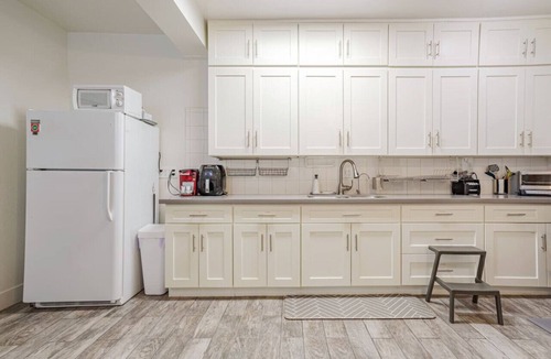 Westwood Condo | Westwood UCLA 2BR/1BA Cozy Condo w Amenities