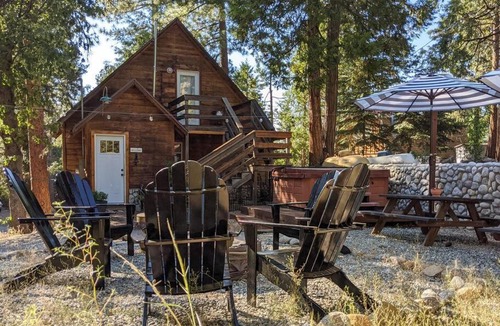 Pine Cove House | Whimsical Cabin In The Woods with Spa, Fireplace and Pet Friendly