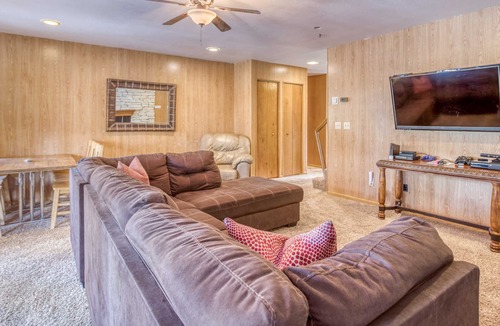Fox Farm House | White Bear Lodge - Two Game Rooms, Fireplaces, BBQ, Outdoor Seating