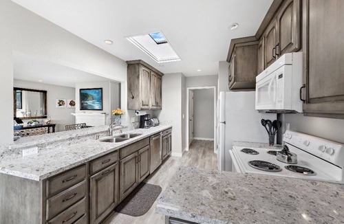 San Clemente Condo | Whitewater Ocean View 2 Bedroom, 2 Bath, Steps to Beach - Parkview #203