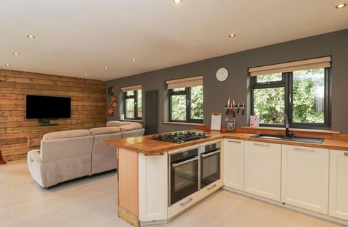 Dunbridge House | Willow Cottage, Whiteparish