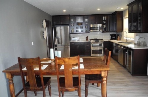 Crowley Lake House | Willowbrook