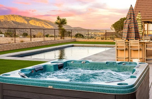 Yucca Valley House | Wine Lover's Retreat: Heated Pool, Spa, Outdoors