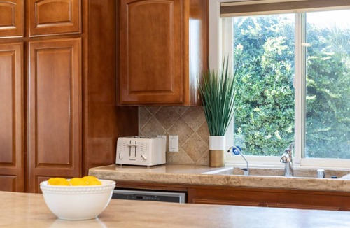 Menifee House | Winederlust and Grapeful-Jacuzzi