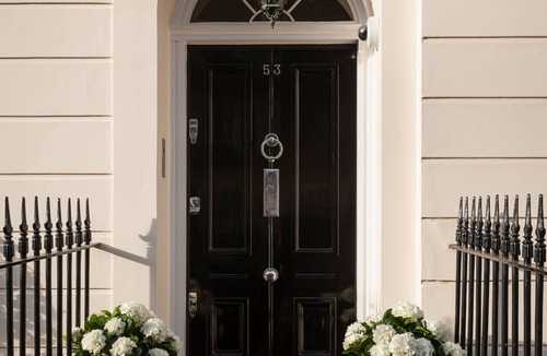 Belgravia House | Wonderful 5 Bedroom Home in Lower Belgrave Street