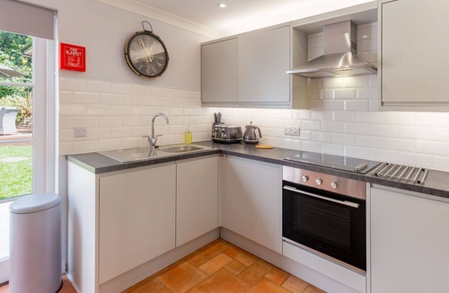 Charlestown House | Wonderful private villa for 4 guests with WIFI, TV and patio