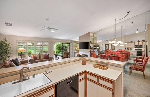 Palm Desert Condo | Woodhaven Great Views on the Golf Course