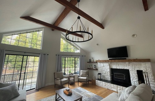 Twin Peaks House | Woodsy Chic Home