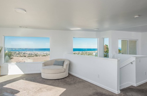 Seaside House | WOW Panoramic VIEWS of Entire Monterey Bay! King Beds, Large Kitchen