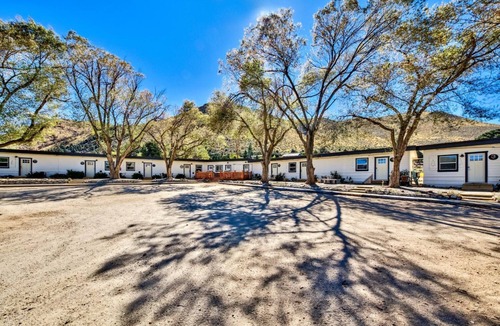 Walker Apartment | WWM 9 · 9 Adventure Base explore The E Sierras WWM