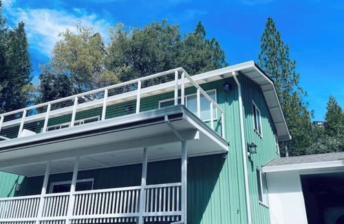 Nevada City House | X-large Nevada City house w/RV hookup & fire pit