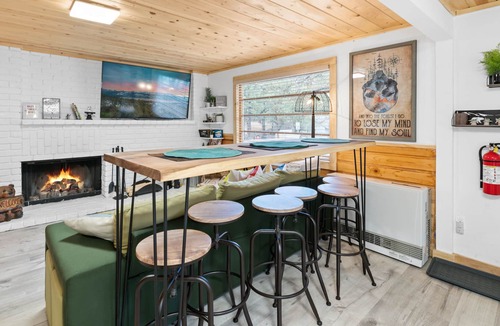 Sugarloaf Cabin | Yoda Maple Cabin- Awesome cabin with great amenities, you can feel the warmth of this charming cabin