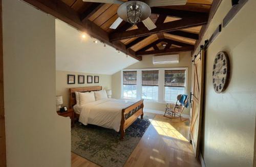 Groveland Hotel | Yosemite Basecamp