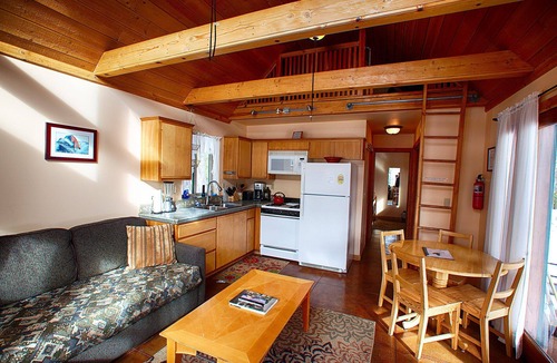 Foresta Cabin | Yosemite Hilltop Cabins, Sage Cabin,15 min to the Valley floor, Wifi