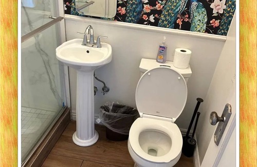 Westlake Apartment | Your 420-Friendly Creative Hideaway in DTLA