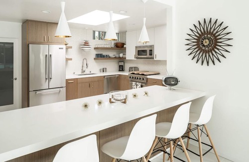 Vista Las Palmas House | Your Mid-Century Oasis in Palm Springs Awaits!