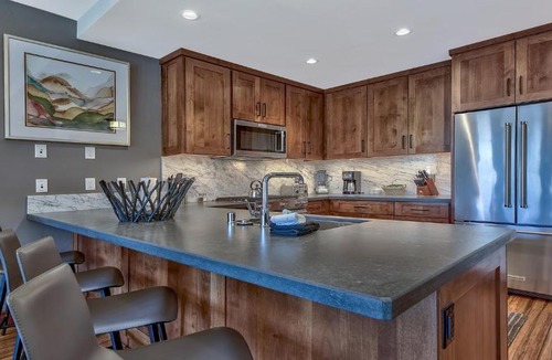 Lakeside Park Apartment | Zalanta 213