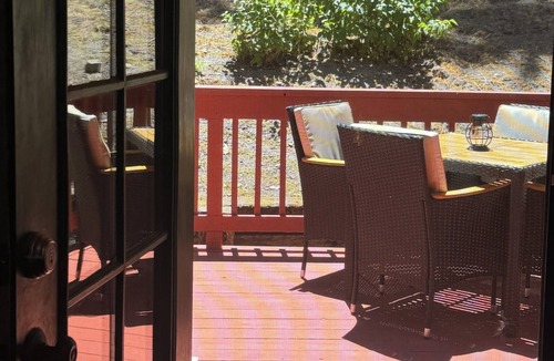 Pine Mountain Club Cabin | Zenwood: Serene Escape at a Modern Cozy Log Cabin