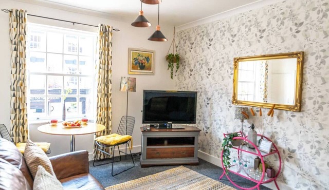 #03 The Hawthornes. Sleeps 6|NEC 7mins|8 mins