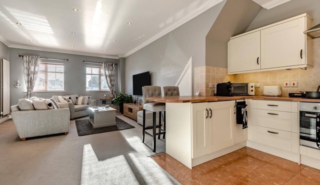 2 Bed in Barton On Sea (oc-c34500)